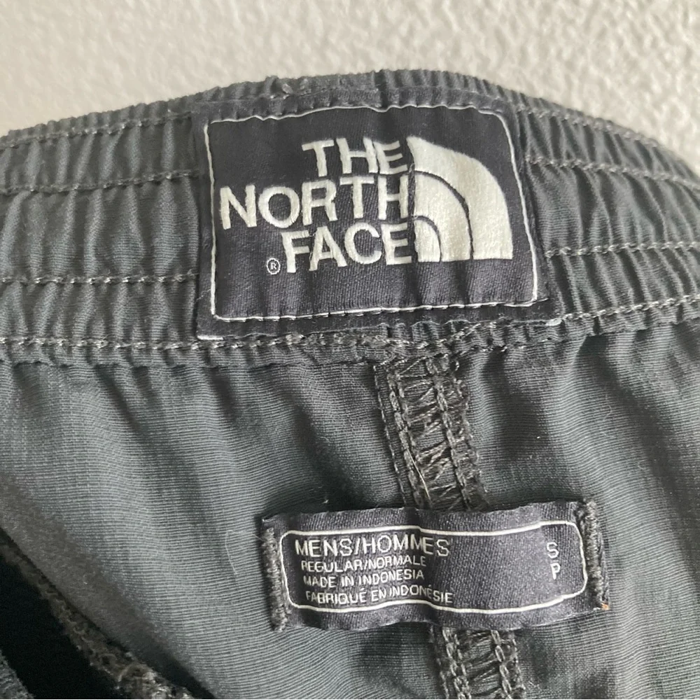 The North Face Pull On Adventure Short Asphalt Grey Hiking Ripstop Nylon Outdoor